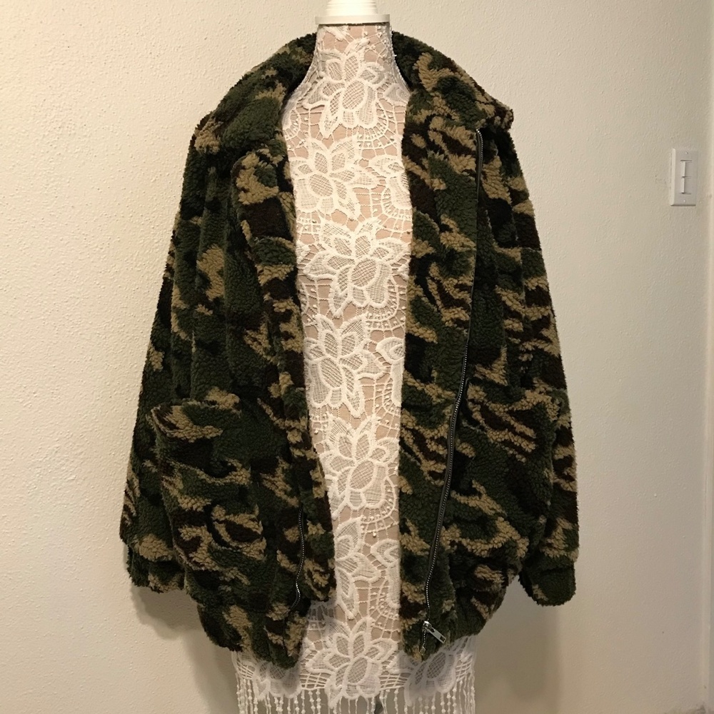 tic toc CUTE fuzzy camouflage jacket...